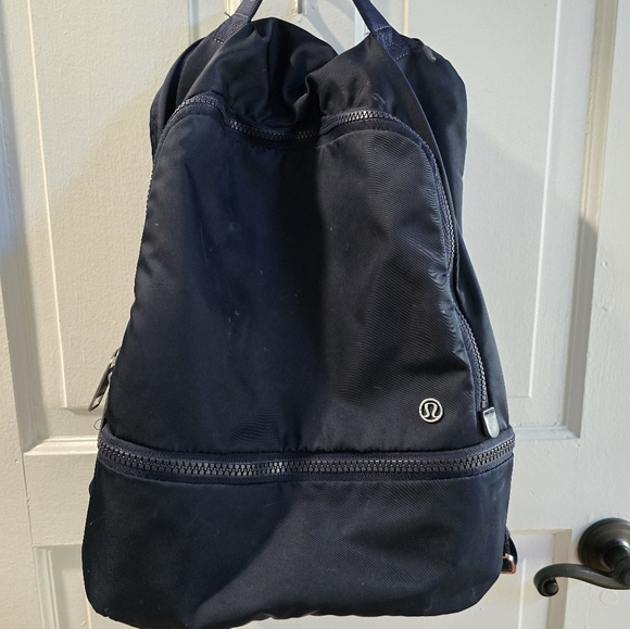 Lululemon Navy City Adventurer Backpack - Picture 2 of 14